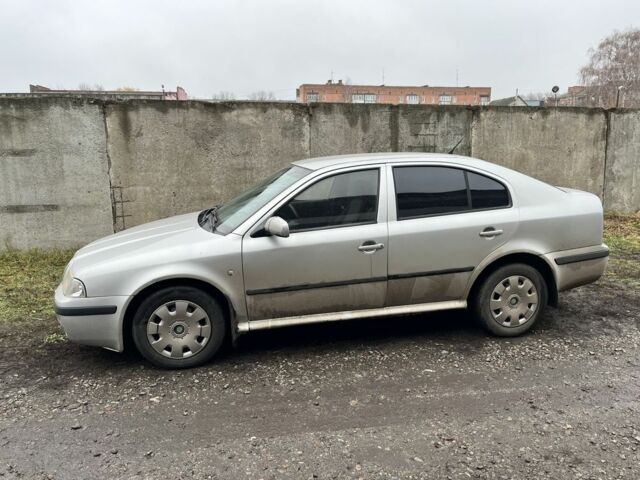 Серый Шкода Октавия, объемом двигателя 1.6 л и пробегом 247 тыс. км за 3400 $, фото 1 на Automoto.ua
