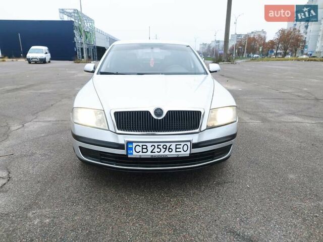 Серый Шкода Октавия, объемом двигателя 1.6 л и пробегом 250 тыс. км за 4600 $, фото 1 на Automoto.ua