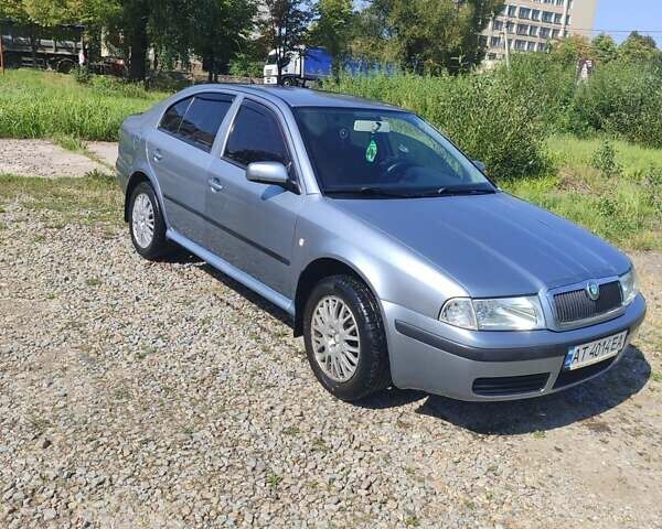 Сірий Шкода Октавія, об'ємом двигуна 1.6 л та пробігом 250 тис. км за 4000 $, фото 1 на Automoto.ua