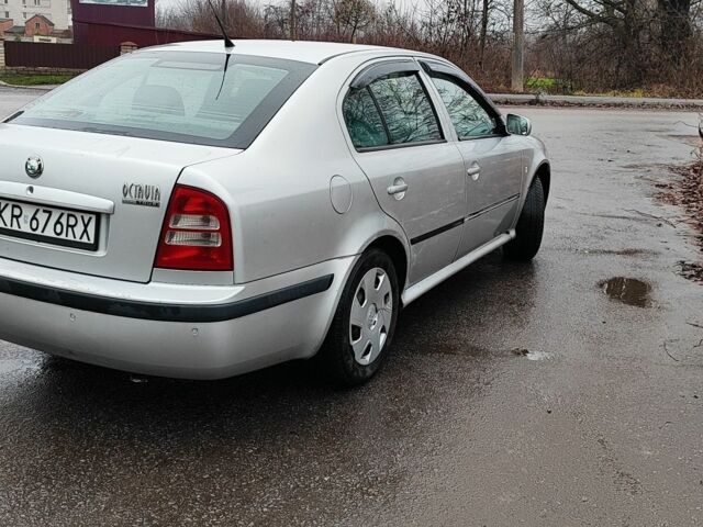 Серый Шкода Октавия, объемом двигателя 0 л и пробегом 380 тыс. км за 2130 $, фото 1 на Automoto.ua