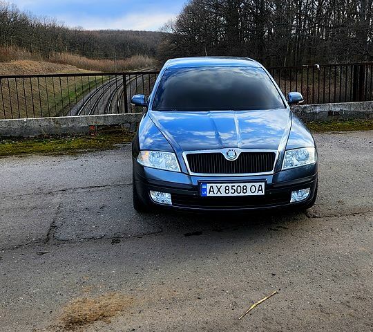 Серый Шкода Октавия, объемом двигателя 1.6 л и пробегом 280 тыс. км за 6700 $, фото 1 на Automoto.ua