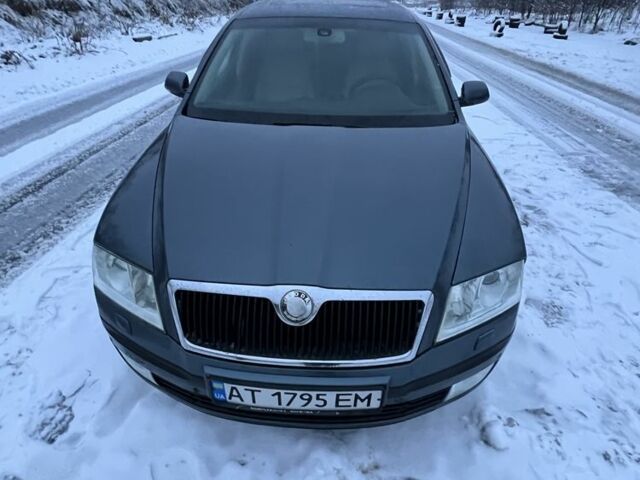 Сірий Шкода Октавія, об'ємом двигуна 2 л та пробігом 320 тис. км за 5350 $, фото 1 на Automoto.ua