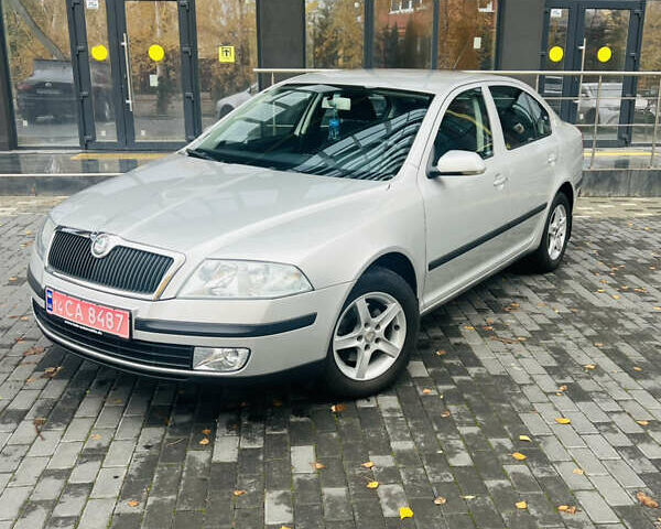Шкода Октавия 2005 в Полтаве на Automoto.ua Серый Шкода Октавия, объемом двигателя 1.6 л и пробегом 176 тыс. км за 6500 $, фото 1 на Automoto.ua