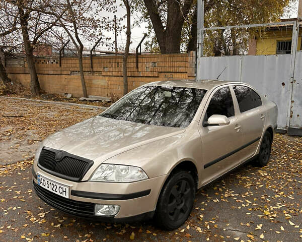 Серый Шкода Октавия, объемом двигателя 1.6 л и пробегом 283 тыс. км за 4700 $, фото 1 на Automoto.ua