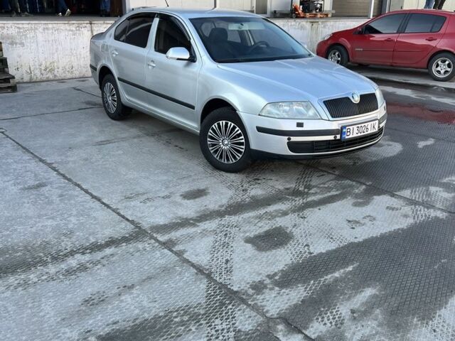 Серый Шкода Октавия, объемом двигателя 1.6 л и пробегом 200 тыс. км за 3999 $, фото 1 на Automoto.ua