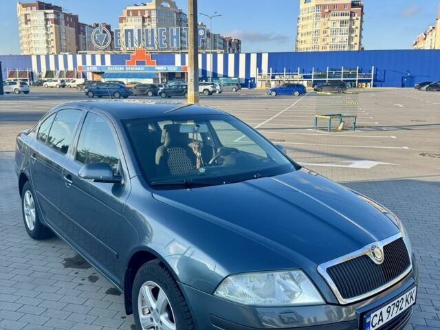Сірий Шкода Октавія, об'ємом двигуна 1.6 л та пробігом 221 тис. км за 6100 $, фото 1 на Automoto.ua