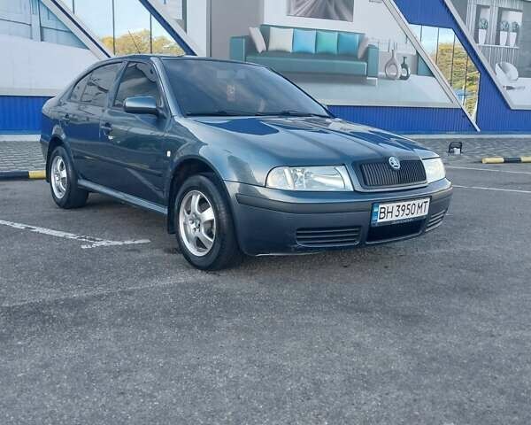 Шкода Октавия 2005 в Одессе на Automoto.ua Серый Шкода Октавия, объемом двигателя 1.6 л и пробегом 293 тыс. км за 5500 $, фото 1 на Automoto.ua