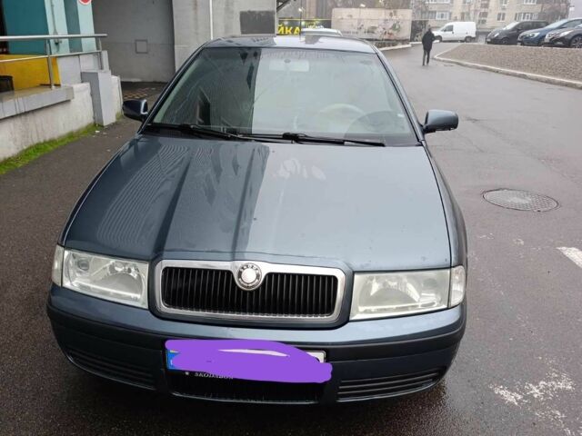 Серый Шкода Октавия, объемом двигателя 1.6 л и пробегом 325 тыс. км за 4800 $, фото 1 на Automoto.ua