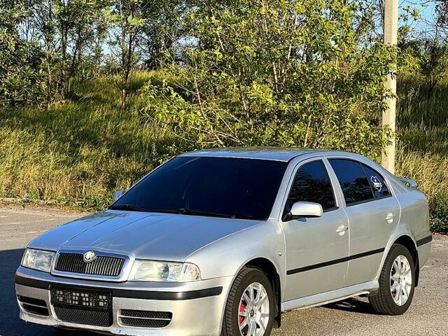 Сірий Шкода Октавія, об'ємом двигуна 1.8 л та пробігом 269 тис. км за 5500 $, фото 1 на Automoto.ua