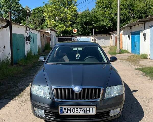 Серый Шкода Октавия, объемом двигателя 1.6 л и пробегом 216 тыс. км за 5200 $, фото 1 на Automoto.ua