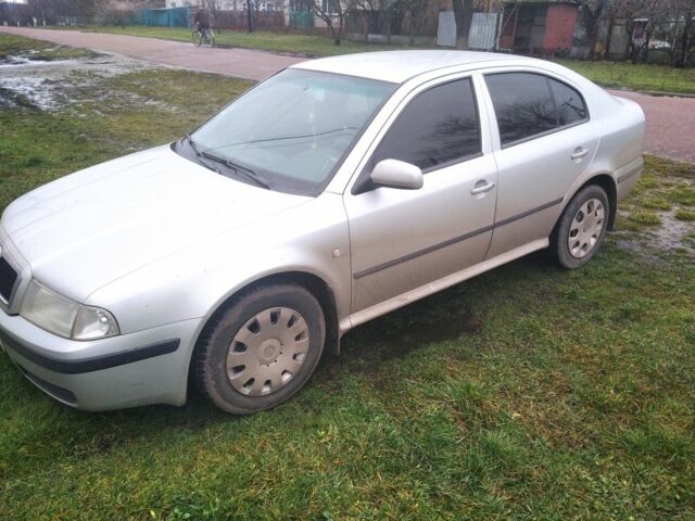 Сірий Шкода Октавія, об'ємом двигуна 0 л та пробігом 225 тис. км за 4300 $, фото 1 на Automoto.ua