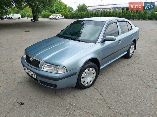 Сірий Шкода Октавія, об'ємом двигуна 1.6 л та пробігом 203 тис. км за 5900 $, фото 1 на Automoto.ua