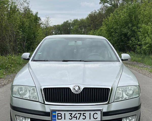 Серый Шкода Октавия, объемом двигателя 1.6 л и пробегом 182 тыс. км за 5500 $, фото 1 на Automoto.ua
