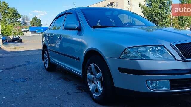 Серый Шкода Октавия, объемом двигателя 1.6 л и пробегом 240 тыс. км за 6500 $, фото 1 на Automoto.ua