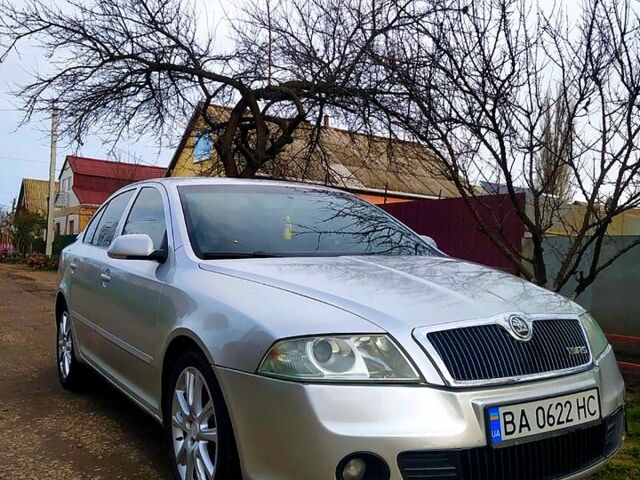 Серый Шкода Октавия, объемом двигателя 2 л и пробегом 215 тыс. км за 5799 $, фото 1 на Automoto.ua