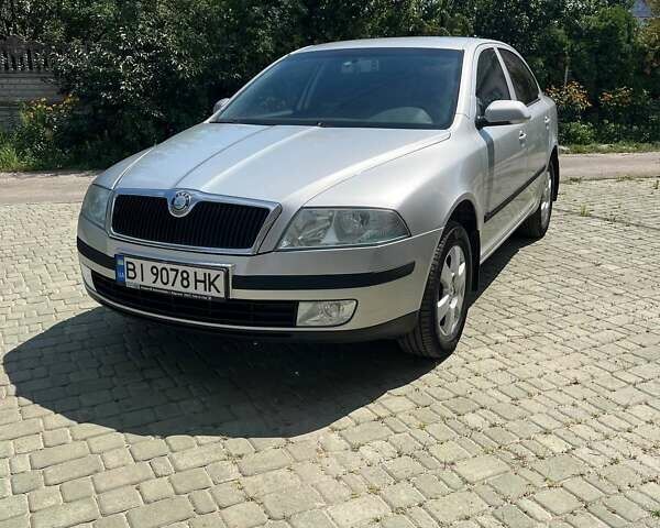 Шкода Октавия 2006 в Полтаве на Automoto.ua Серый Шкода Октавия, объемом двигателя 1.98 л и пробегом 270 тыс. км за 5500 $, фото 1 на Automoto.ua
