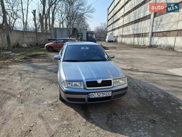Серый Шкода Октавия, объемом двигателя 1.6 л и пробегом 480 тыс. км за 4200 $, фото 1 на Automoto.ua
