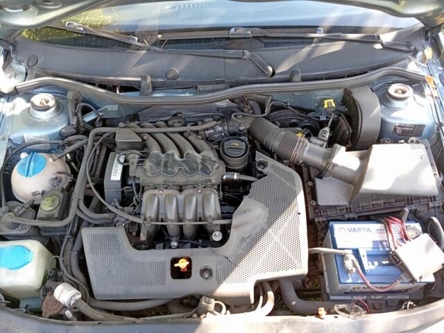 Серый Шкода Октавия, объемом двигателя 1.6 л и пробегом 240 тыс. км за 4100 $, фото 1 на Automoto.ua