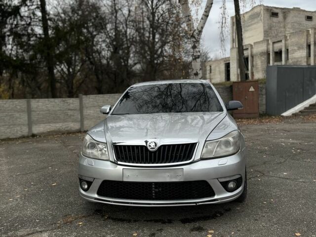 Сірий Шкода Октавія, об'ємом двигуна 2 л та пробігом 313 тис. км за 5699 $, фото 1 на Automoto.ua