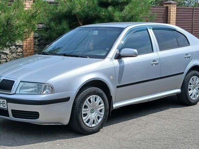 Серый Шкода Октавия, объемом двигателя 1.6 л и пробегом 226 тыс. км за 5200 $, фото 1 на Automoto.ua