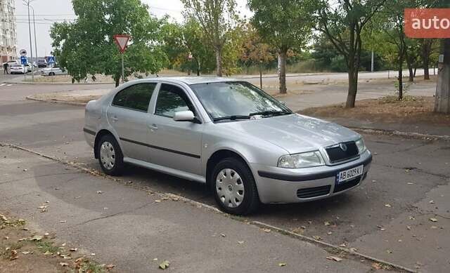 Сірий Шкода Октавія, об'ємом двигуна 1.6 л та пробігом 217 тис. км за 5700 $, фото 1 на Automoto.ua