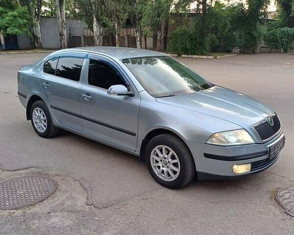 Серый Шкода Октавия, объемом двигателя 1.6 л и пробегом 176 тыс. км за 6350 $, фото 1 на Automoto.ua