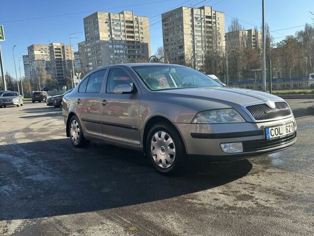 Сірий Шкода Октавія, об'ємом двигуна 1.9 л та пробігом 325 тис. км за 2650 $, фото 1 на Automoto.ua