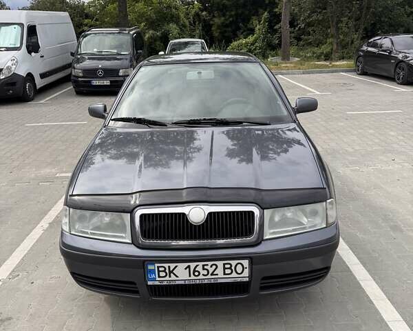 Сірий Шкода Октавія, об'ємом двигуна 1.9 л та пробігом 420 тис. км за 5300 $, фото 1 на Automoto.ua