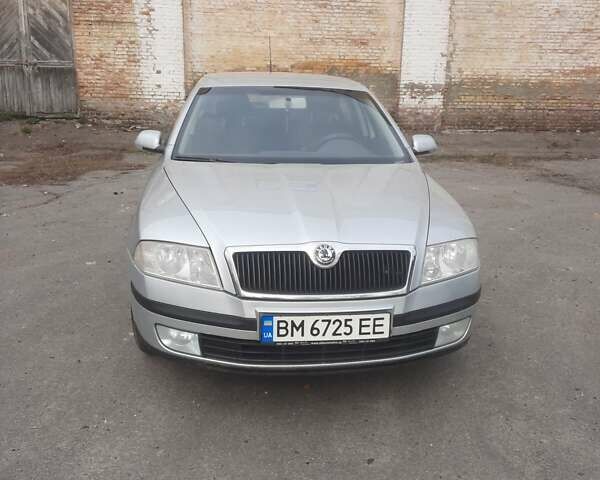 Серый Шкода Октавия, объемом двигателя 1.6 л и пробегом 300 тыс. км за 5800 $, фото 1 на Automoto.ua