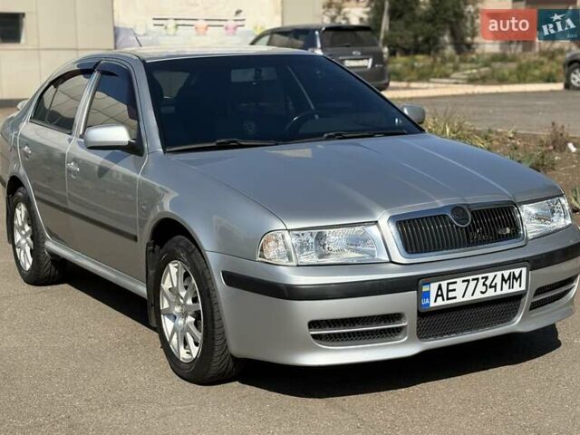 Серый Шкода Октавия, объемом двигателя 1.78 л и пробегом 231 тыс. км за 5700 $, фото 1 на Automoto.ua