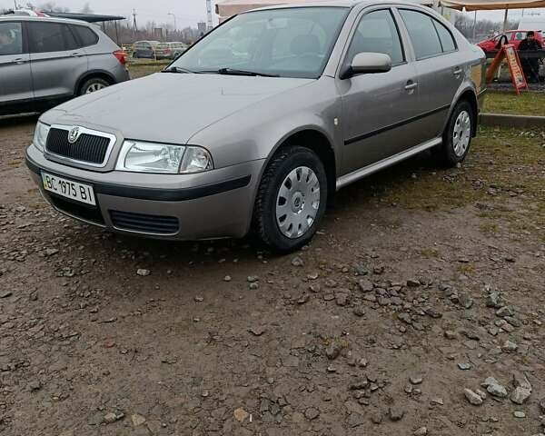 Серый Шкода Октавия, объемом двигателя 1.4 л и пробегом 163 тыс. км за 5450 $, фото 1 на Automoto.ua