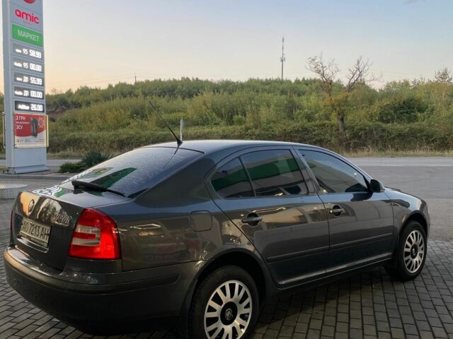 Сірий Шкода Октавія, об'ємом двигуна 1.6 л та пробігом 326 тис. км за 5600 $, фото 1 на Automoto.ua