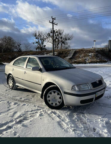 Сірий Шкода Октавія, об'ємом двигуна 1.6 л та пробігом 252 тис. км за 4650 $, фото 1 на Automoto.ua