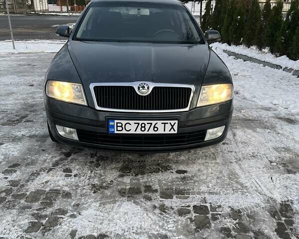 Сірий Шкода Октавія, об'ємом двигуна 1.6 л та пробігом 217 тис. км за 5999 $, фото 1 на Automoto.ua