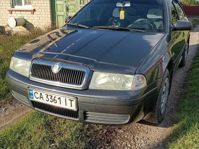 Серый Шкода Октавия, объемом двигателя 1.6 л и пробегом 276 тыс. км за 5500 $, фото 1 на Automoto.ua