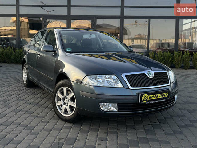 Серый Шкода Октавия, объемом двигателя 1.6 л и пробегом 147 тыс. км за 6450 $, фото 1 на Automoto.ua