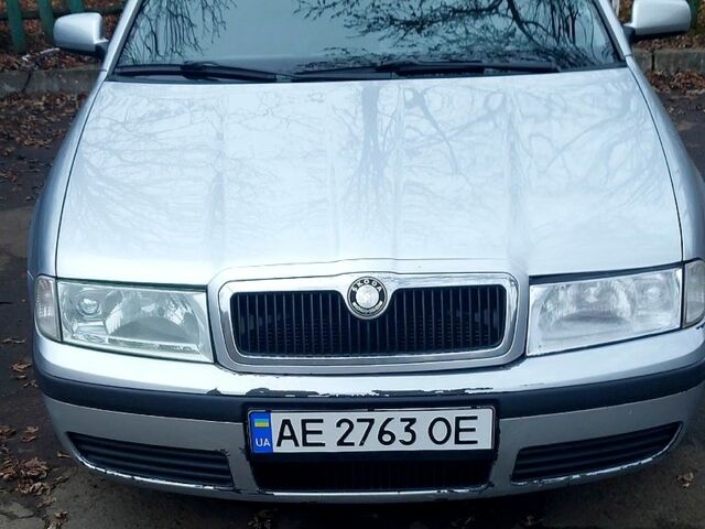 Серый Шкода Октавия, объемом двигателя 1.6 л и пробегом 291 тыс. км за 4500 $, фото 1 на Automoto.ua