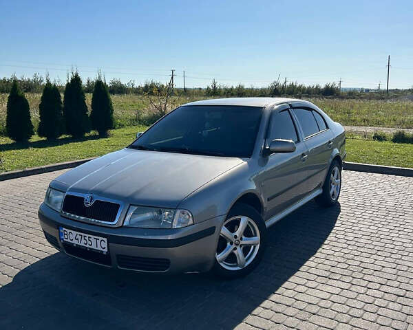 Серый Шкода Октавия, объемом двигателя 1.6 л и пробегом 272 тыс. км за 4650 $, фото 1 на Automoto.ua