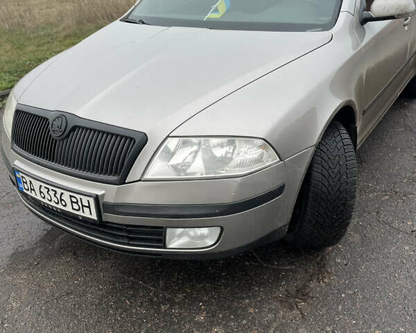 Серый Шкода Октавия, объемом двигателя 1.98 л и пробегом 275 тыс. км за 7100 $, фото 1 на Automoto.ua