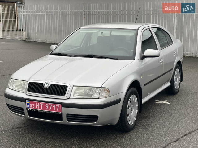 Сірий Шкода Октавія, об'ємом двигуна 1.6 л та пробігом 238 тис. км за 5999 $, фото 1 на Automoto.ua