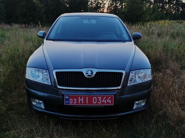 Серый Шкода Октавия, объемом двигателя 1.8 л и пробегом 171 тыс. км за 8000 $, фото 1 на Automoto.ua