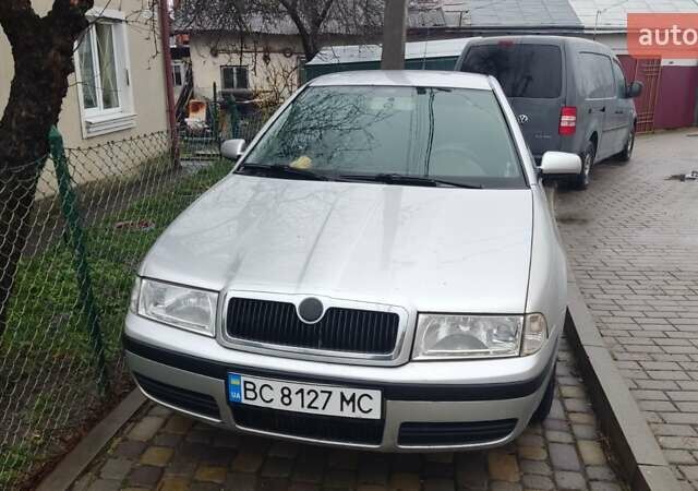 Серый Шкода Октавия, объемом двигателя 1.9 л и пробегом 400 тыс. км за 5500 $, фото 1 на Automoto.ua
