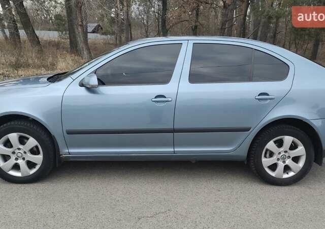 Сірий Шкода Октавія, об'ємом двигуна 2 л та пробігом 234 тис. км за 4800 $, фото 1 на Automoto.ua
