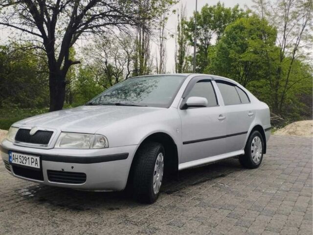 Серый Шкода Октавия, объемом двигателя 1.6 л и пробегом 230 тыс. км за 5500 $, фото 1 на Automoto.ua