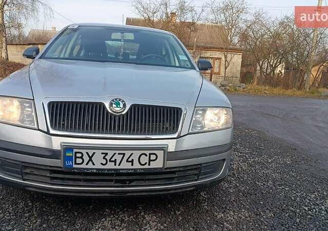 Серый Шкода Октавия, объемом двигателя 1.6 л и пробегом 204 тыс. км за 4900 $, фото 1 на Automoto.ua