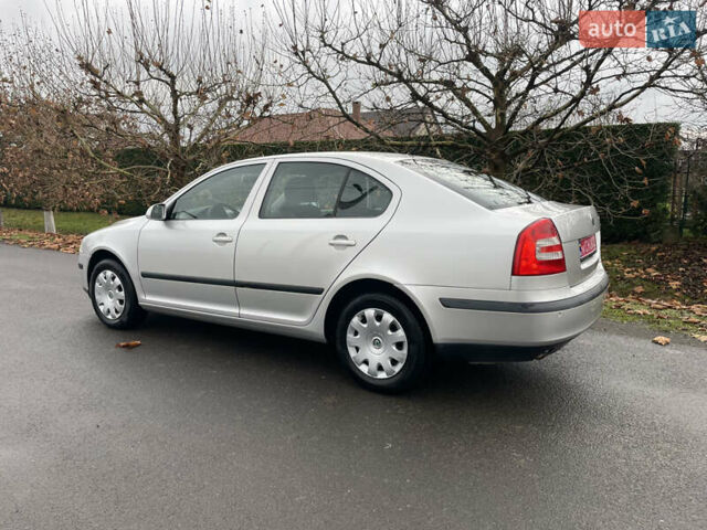 Сірий Шкода Октавія, об'ємом двигуна 1.6 л та пробігом 233 тис. км за 6359 $, фото 1 на Automoto.ua