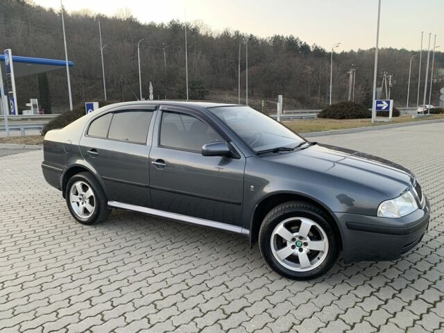 Сірий Шкода Октавія, об'ємом двигуна 1.6 л та пробігом 275 тис. км за 5750 $, фото 1 на Automoto.ua