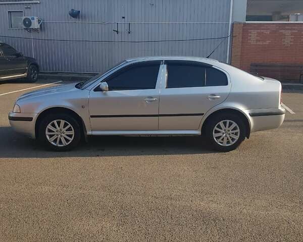 Серый Шкода Октавия, объемом двигателя 1.6 л и пробегом 278 тыс. км за 6500 $, фото 1 на Automoto.ua