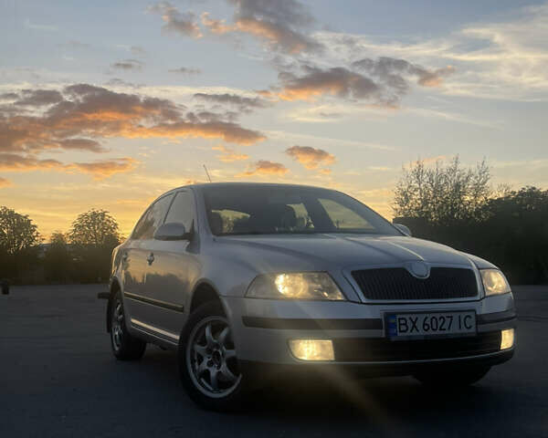 Серый Шкода Октавия, объемом двигателя 1.6 л и пробегом 276 тыс. км за 5000 $, фото 1 на Automoto.ua