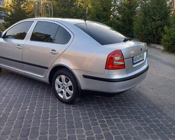 Серый Шкода Октавия, объемом двигателя 1.6 л и пробегом 253 тыс. км за 6200 $, фото 1 на Automoto.ua
